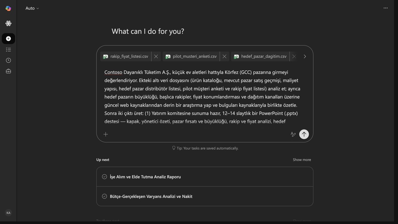 1 · Kurulum: Cowork'e altı örnek CSV (ürün kataloğu, satış geçmişi, maliyet yapısı, distribütör listesi, pilot anket, rakip fiyatları) eklendi ve tek bir Türkçe görev tarifi girildi.